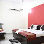 Hotel Airport Land