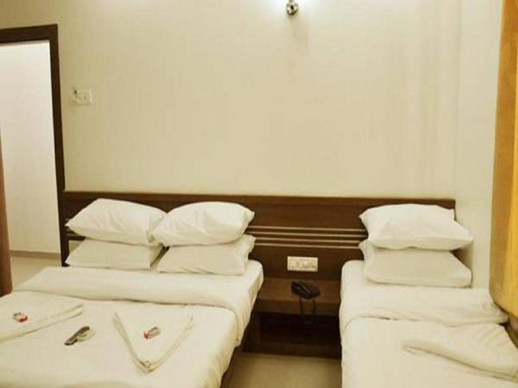 Hotel Airport Land New Delhi
