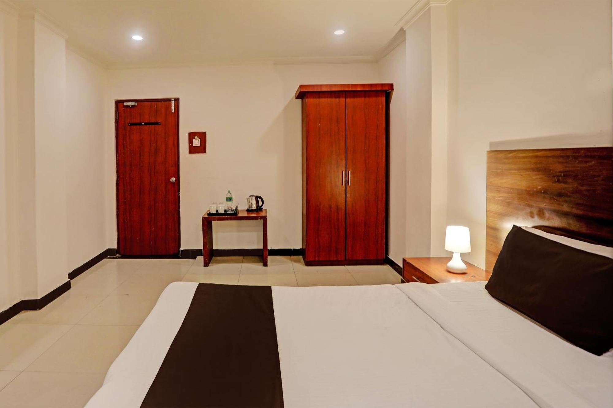 Hotel Airport Land New Delhi