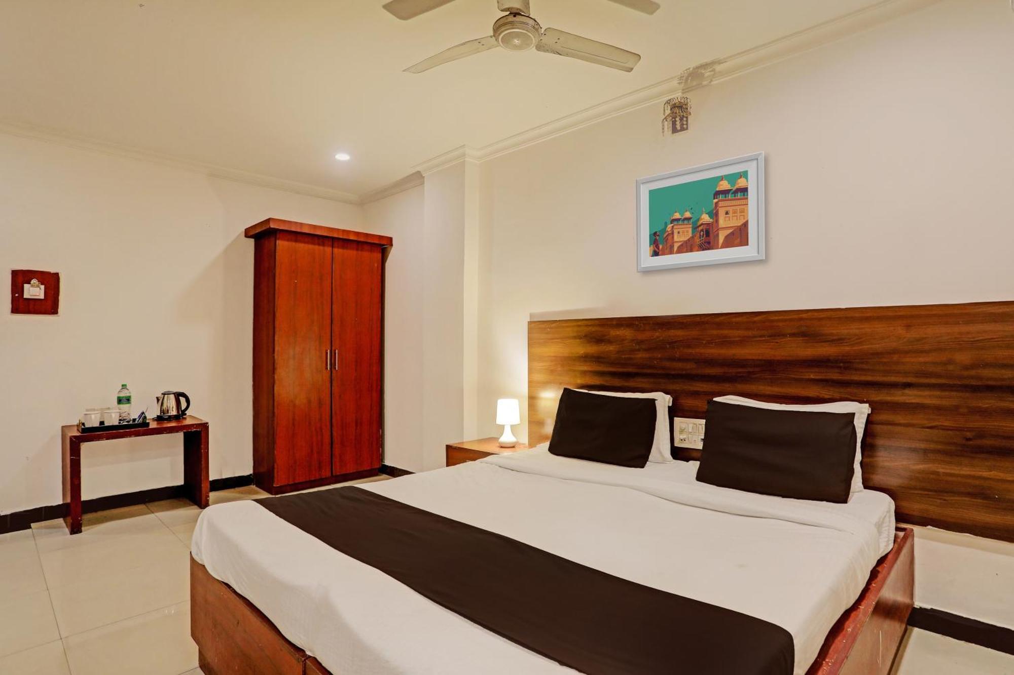 Hotel Airport Land New Delhi