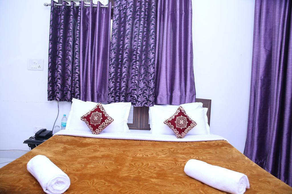 Airport Land Hotel New Delhi