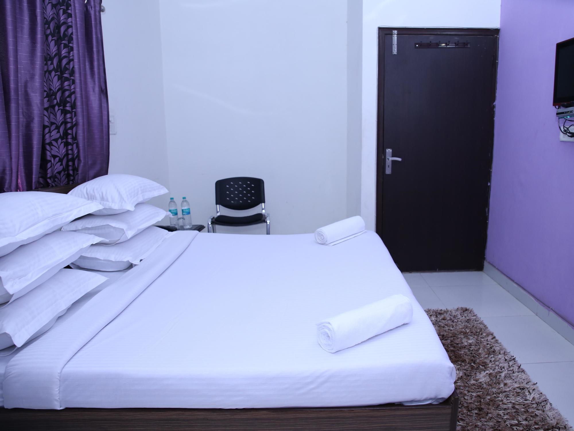 Hotel Airport Land New Delhi
